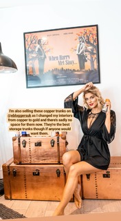 Ashley James feet photo thumbnail
