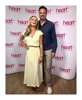 Amanda Holden feet photo thumbnail