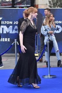 Bryce Dallas Howard feet photo thumbnail
