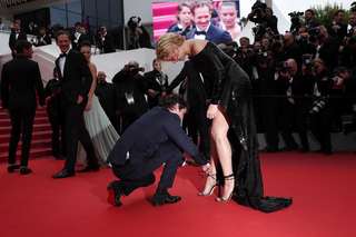 Virginie Efira feet photo thumbnail