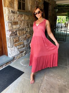 Lisa Robertson feet photo thumbnail