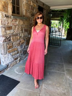 Lisa Robertson feet photo thumbnail