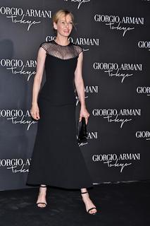 Uma Thurman feet photo thumbnail