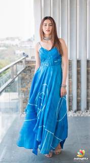 Rakul Preet Singh feet photo thumbnail