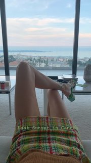 Elsa Hosk feet photo thumbnail
