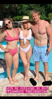 C.J. Perry Barnyashev feet photo thumbnail