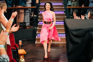 Lucy Liu feet photo thumbnail