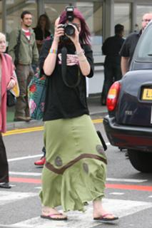 Joss Stone feet photo thumbnail