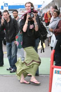 Joss Stone feet photo thumbnail