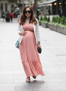 Myleene Klass feet photo thumbnail