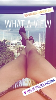 Micaela Schäfer feet photo thumbnail