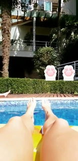 Lívia Andrade feet photo thumbnail
