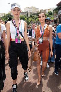 Olivia Culpo feet photo thumbnail