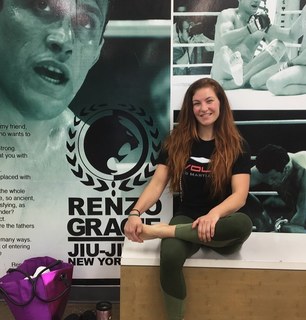 Miesha Tate feet photo thumbnail