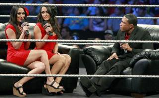 Nikki Garcia feet photo thumbnail