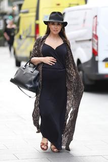 Myleene Klass feet photo thumbnail