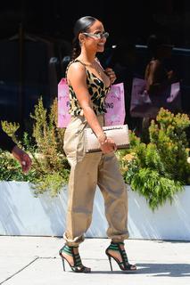 Christina Milian feet photo thumbnail