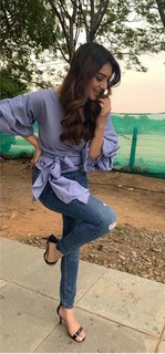 Hansika Motwani feet photo thumbnail