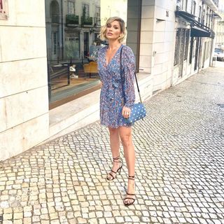 Flávia Alessandra feet photo thumbnail