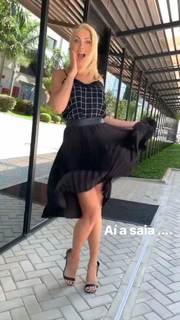 Ana Hickmann feet photo thumbnail