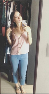 Yoseline Hoffman feet photo thumbnail