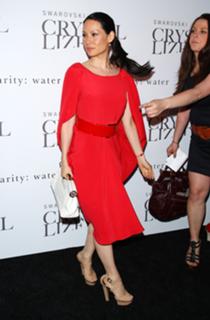 Lucy Liu feet photo thumbnail