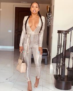 Qimmah Russo feet photo thumbnail