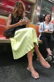 Kelly Bensimon feet photo thumbnail