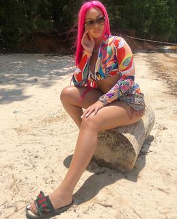 Latto feet photo thumbnail