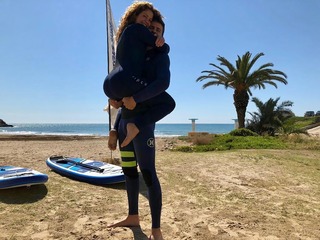 Shakira feet photo thumbnail
