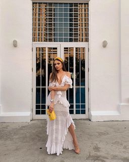 Xenia Tchoumitcheva feet photo thumbnail