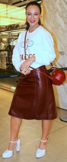 Paolla Oliveira feet photo thumbnail