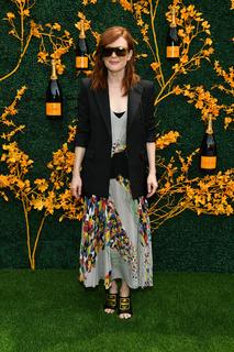 Julianne Moore feet photo thumbnail
