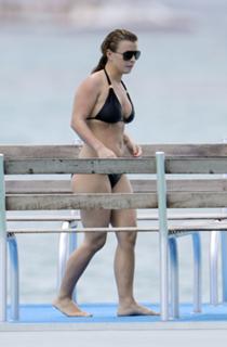 Coleen Rooney feet photo thumbnail
