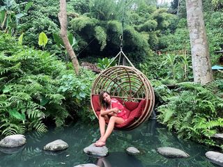 Anitta feet photo thumbnail