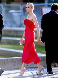 Diane Kruger feet photo thumbnail