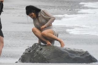 Kylie Jenner feet photo thumbnail
