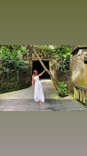 Anitta feet photo thumbnail