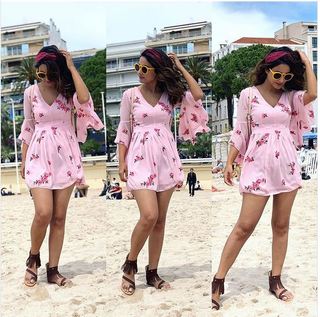 Hina Khan feet photo thumbnail