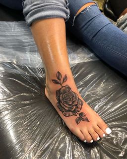 Latto feet photo thumbnail