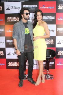 Katrina Kaif feet photo thumbnail