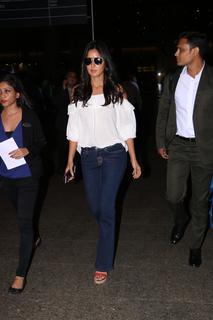 Katrina Kaif feet photo thumbnail
