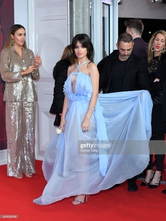 Camila Cabello feet photo thumbnail