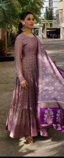 Tamannaah Bhatia feet photo thumbnail