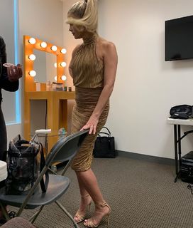 Denise Richards feet photo thumbnail