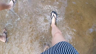 Jenna Ezarik feet photo thumbnail