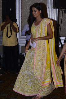 Katrina Kaif feet photo thumbnail