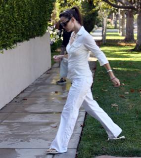 Jennifer Garner feet photo thumbnail