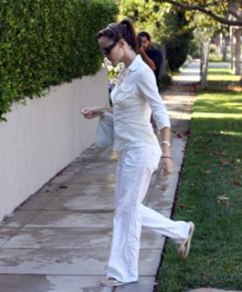 Jennifer Garner feet photo thumbnail
