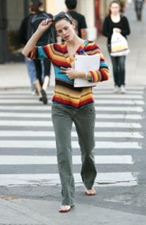 Jennifer Garner feet photo thumbnail